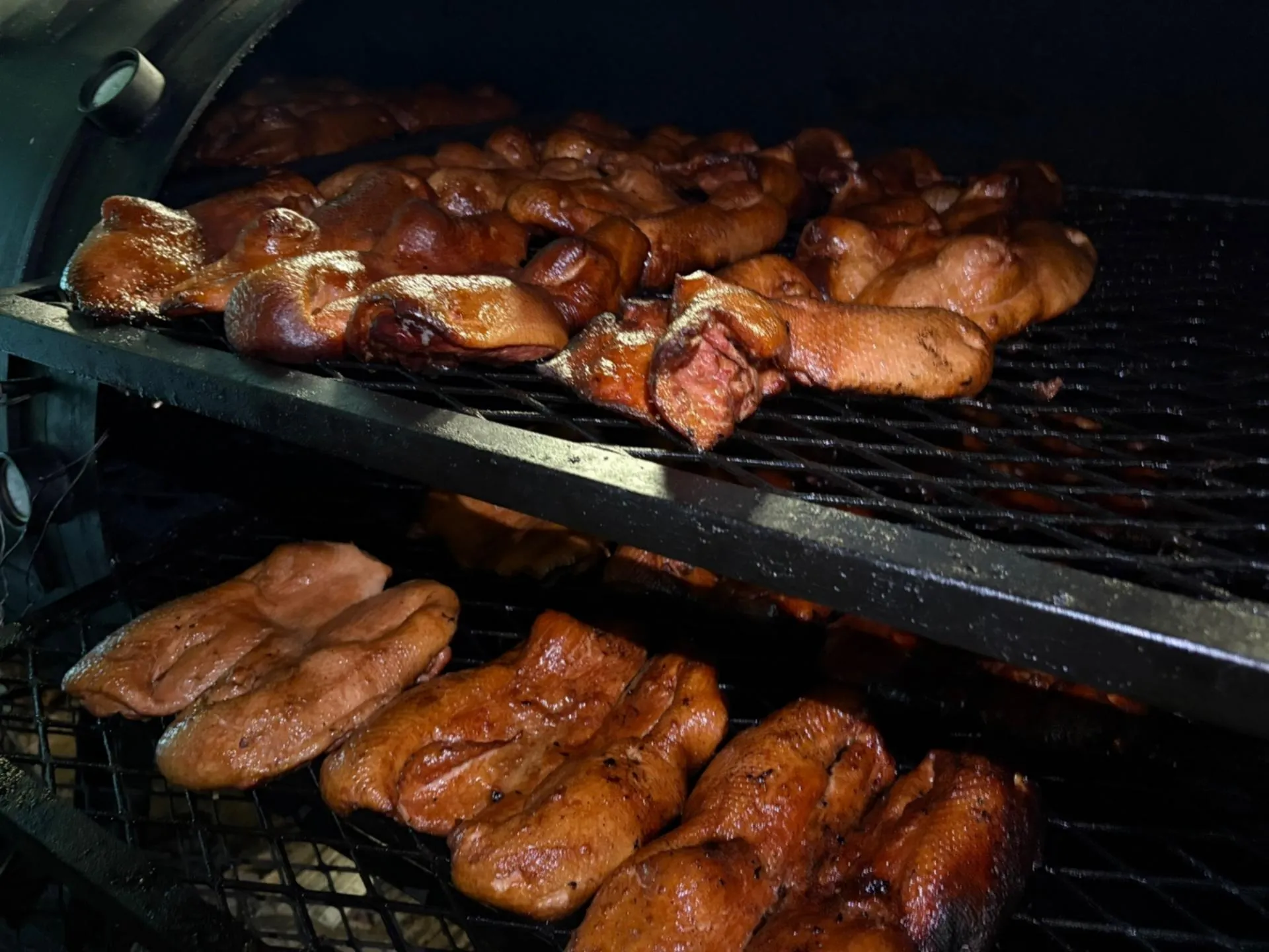 통 오리 훈제구이